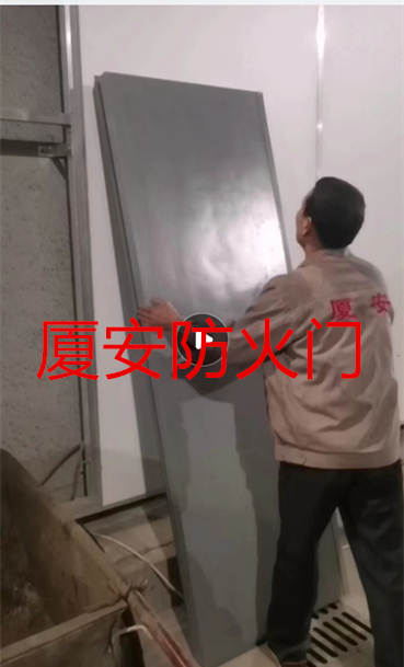 1655713384136139.jpg 木質(zhì)防火門安裝.jpg